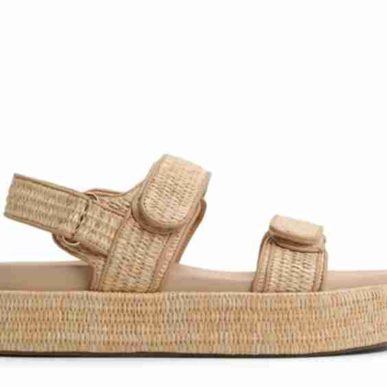 Mauii Platform Sandal