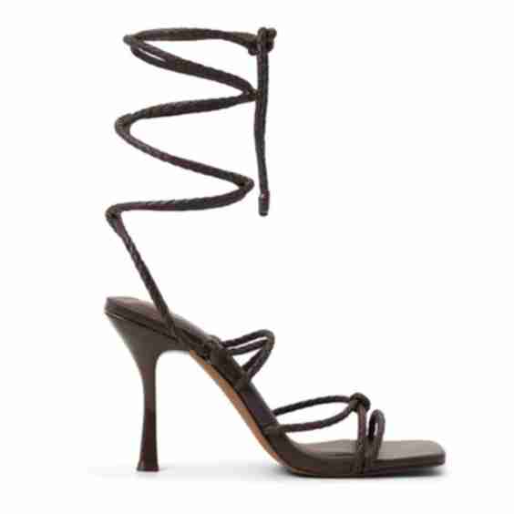 Adriaana Sandal