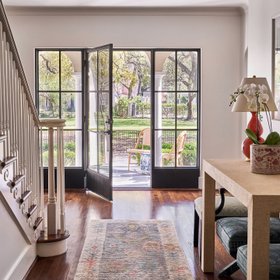 Esmaili Rugs