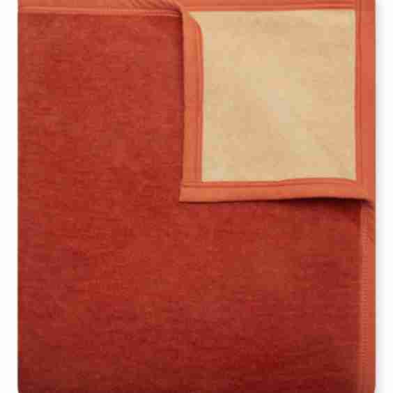 Contrast Solid Blanket