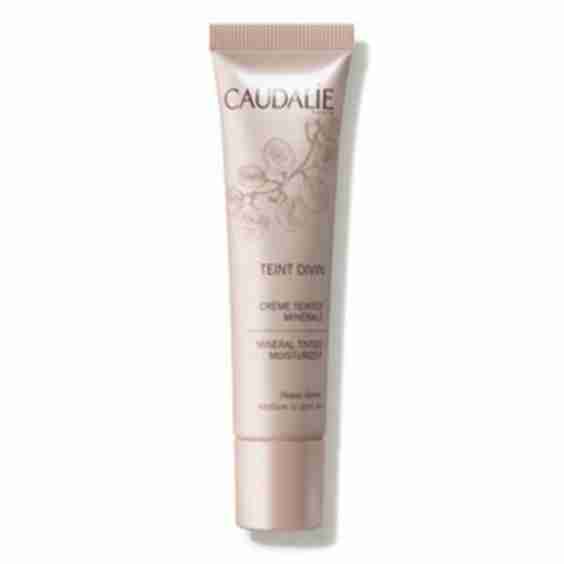 Teint Divin Mineral Tinted Moisturizer
