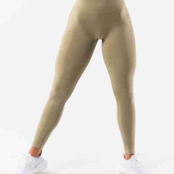 Contour Ultra-High Rise Legging