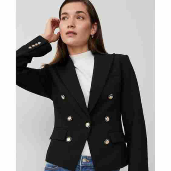 Button Fitted Blazer
