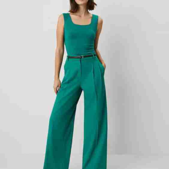 The Petite High Rise Pleated Wide Leg Pant