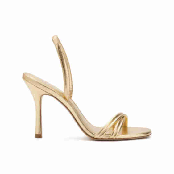 Annie Sandal