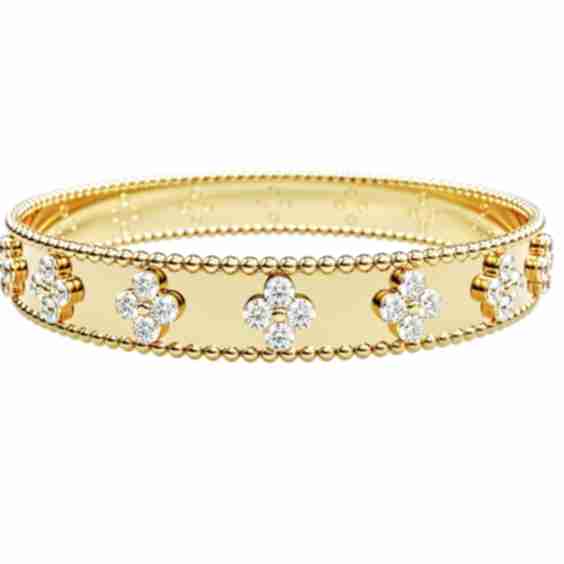10 K Wide Clover Bangle