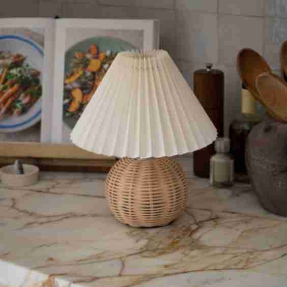 Rattan Desk Lamp