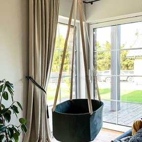 SWINGY NEST