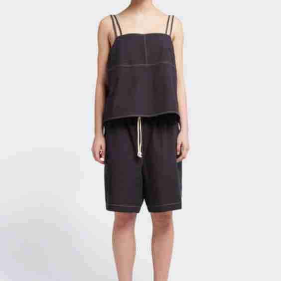 Ease Short
