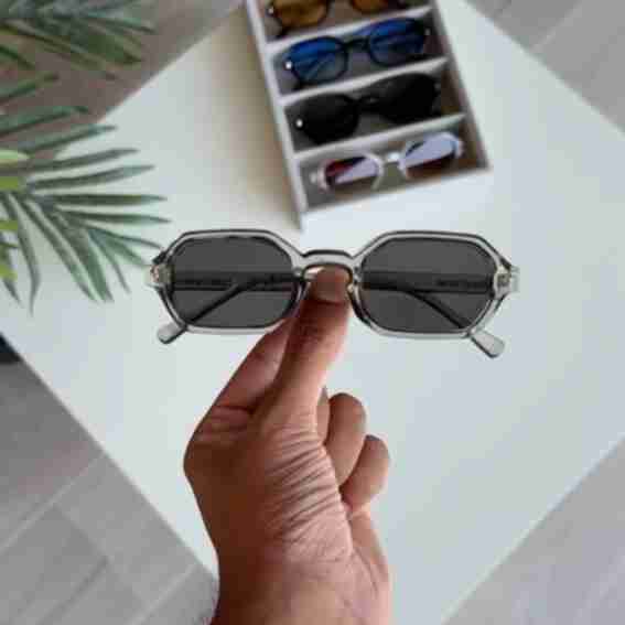 Essntl Frames Reviews