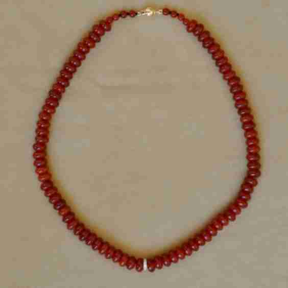 Rouge Diamond Collar