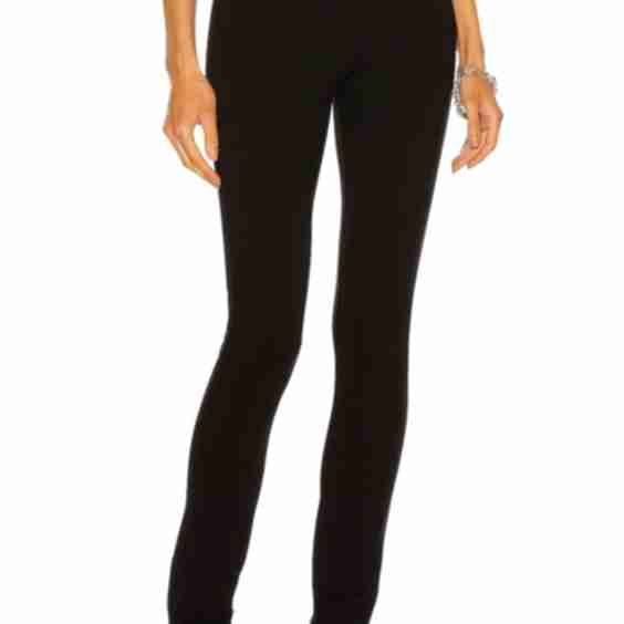 Larissa Pant