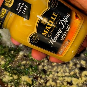 Maille