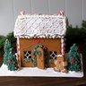 JUDY'S GINGERBREAD