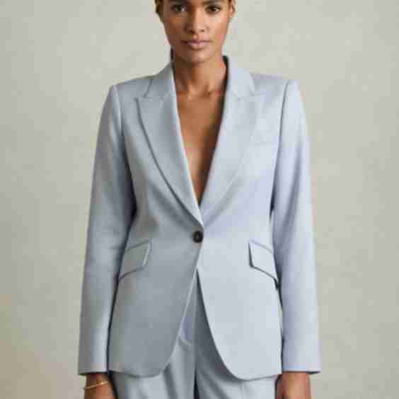 Single-Breasted Peak-Lapel Tailored Blazer