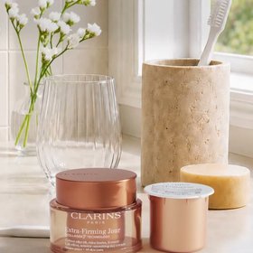 Clarins ES