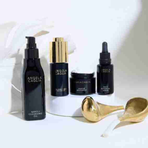 Angela Caglia Reviews