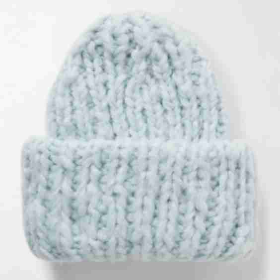 Lumi Ribbed Cashmere Beanie