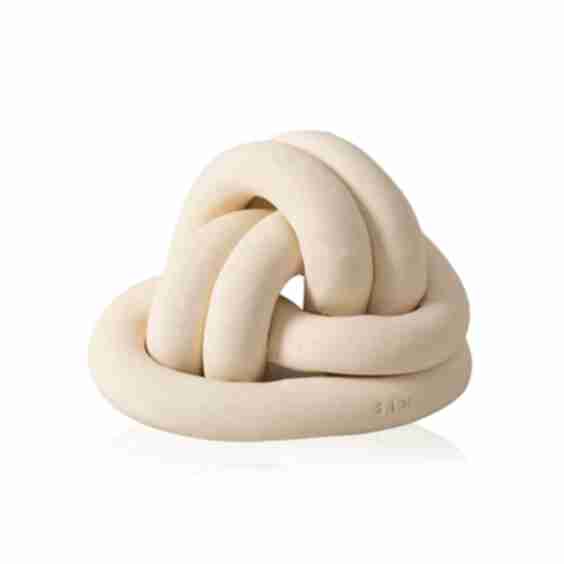 Xl Ceramic Fist Knot