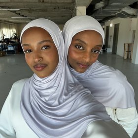 Vela Scarves