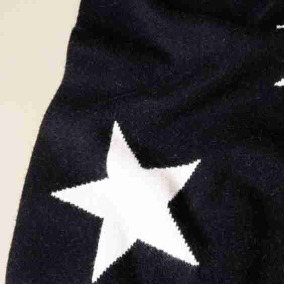 Estrella Knit Scarf