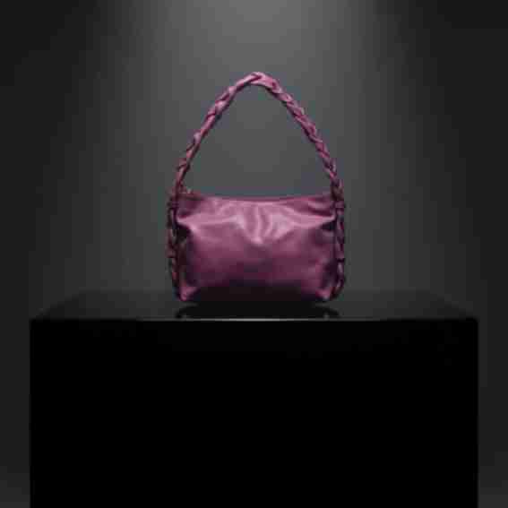Chiara Ferretti Reviews