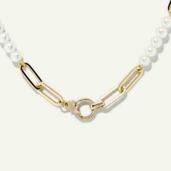 Lauren Pearl Necklace