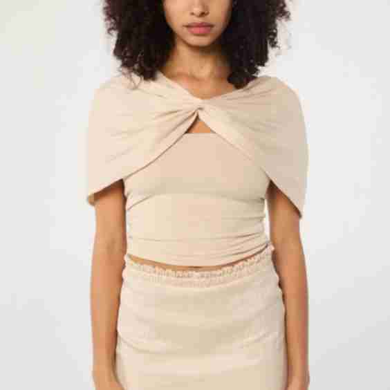 Elias Cape Top