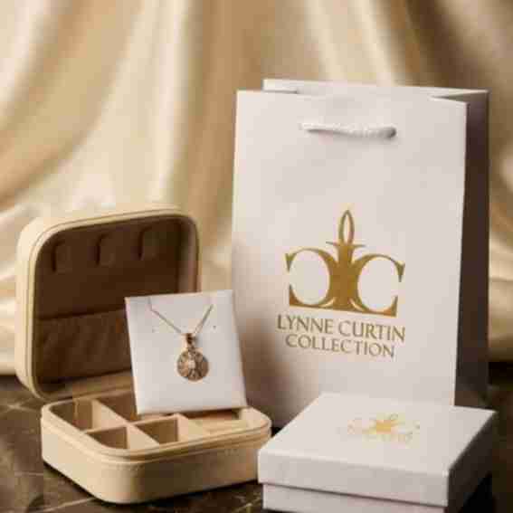 Lynne Curtin Collection Reviews