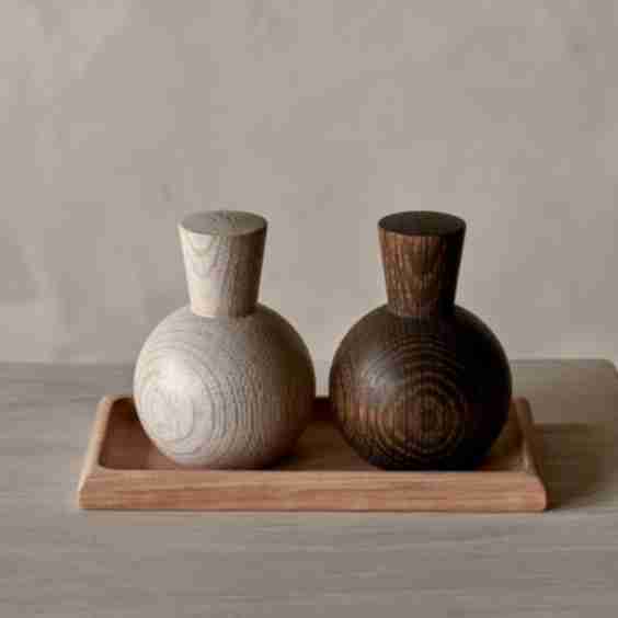 Salt And Pepper Shaker Set