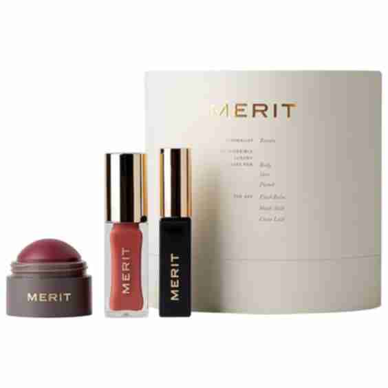 The Holiday Essentials Face Set