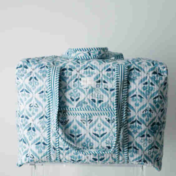 Weekender Bag In Blooming In Blue