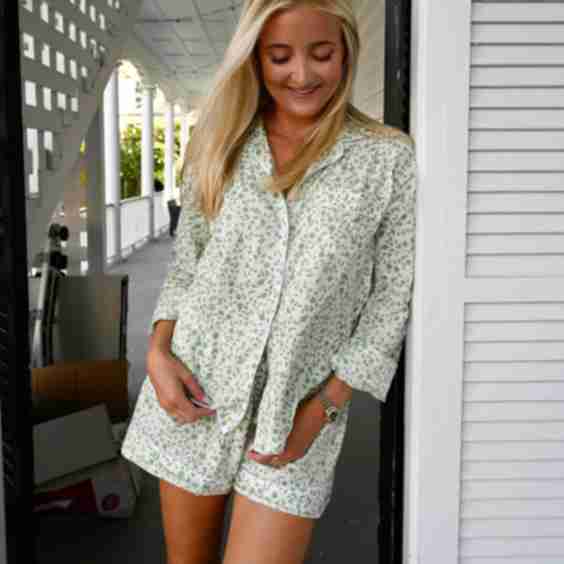 Dainty Green Vine Set