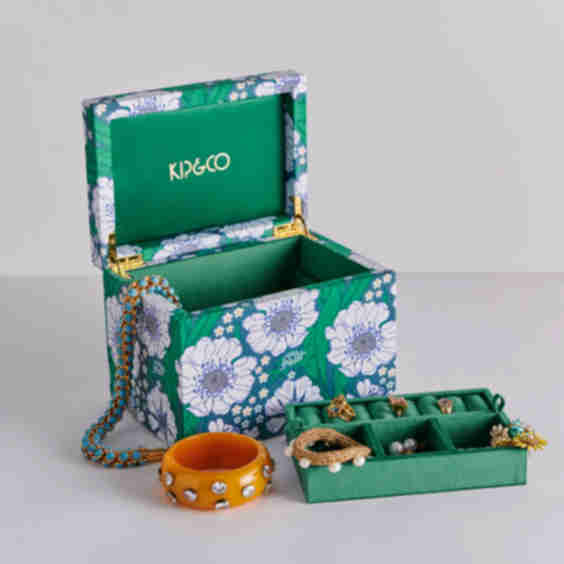 Tumbling Flowers Green Velvet Jewellery Box 