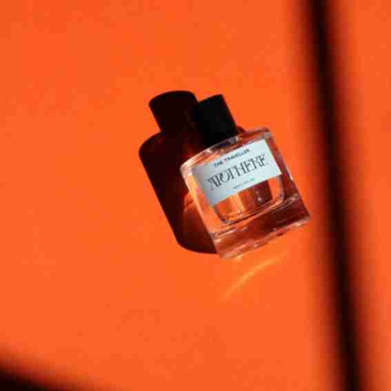Apotheke Perfume Reviews