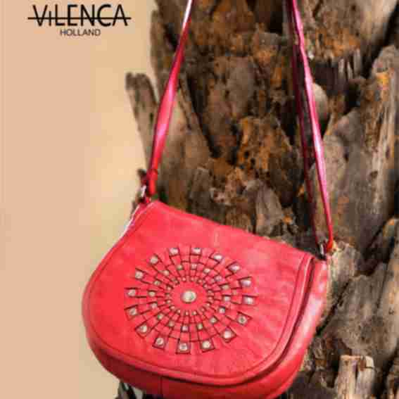 Vilenca Holland Reviews