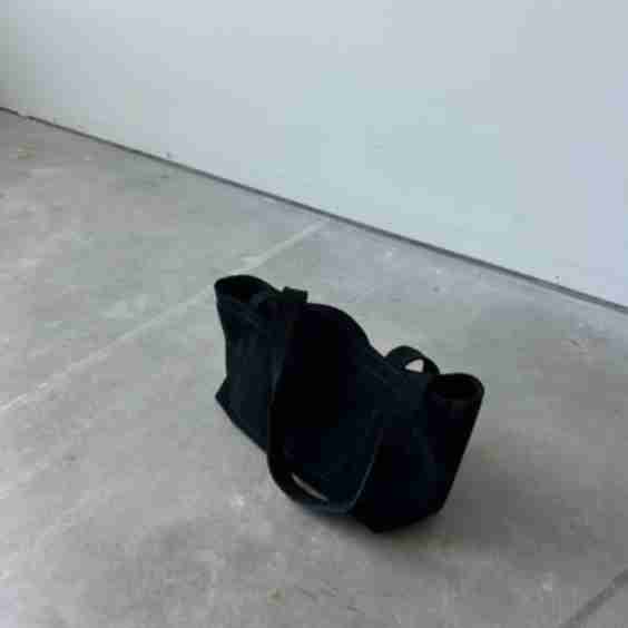 Traigo Tote Suede