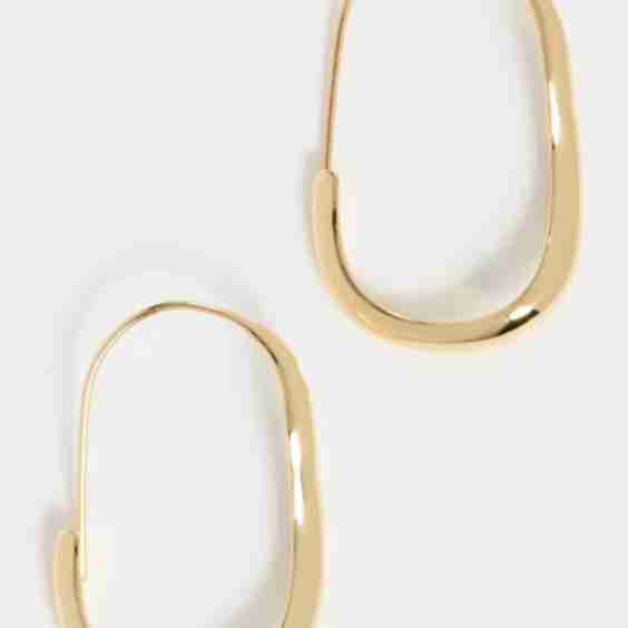 Mia Wave Hoop Earring