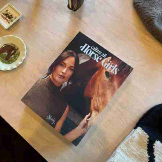 Calling All Horse Girls Reviews