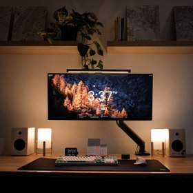 Minimal Desk Setups