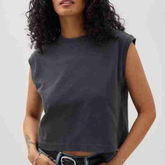 Relaxed Cropped Fit Muscle Tee