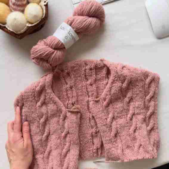 Hollywool Reviews