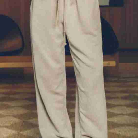 Oversized Straight Leg Jogger