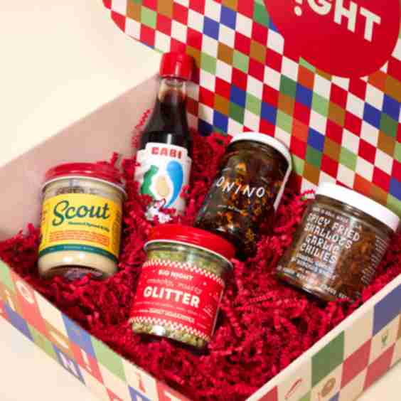 Box: Condiment Queen