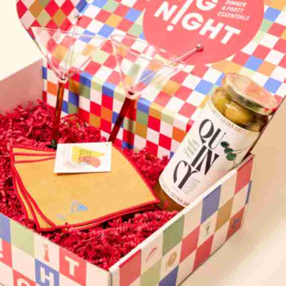Box: Dirty Martini