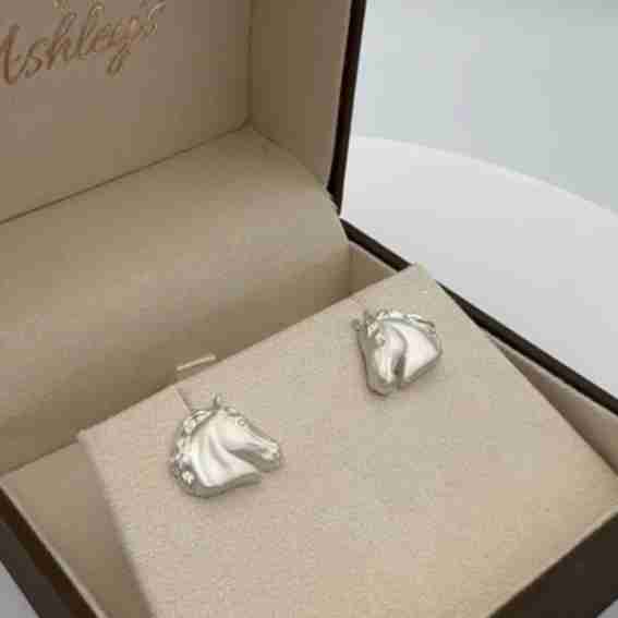 Ashley's Equestrian Jewelry Reviews