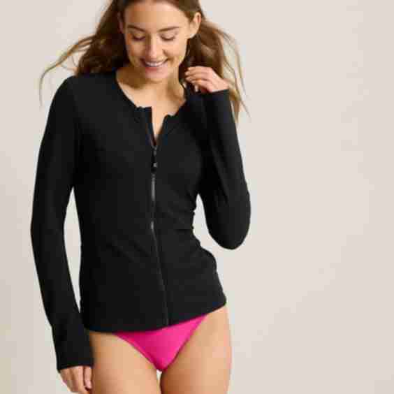 Island Cays Rash Guard
