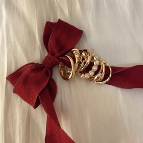 Shop Aura Official