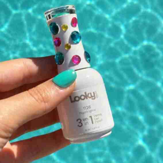 Looky Cosmetics Reviews