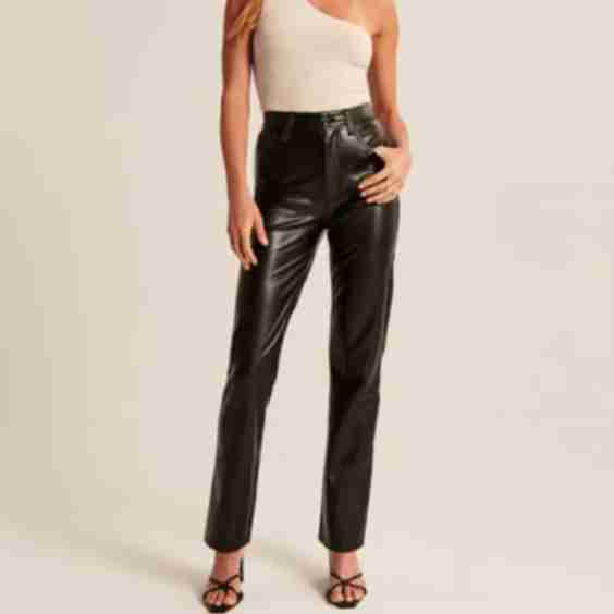Vegan Leather 90s Straight Pants